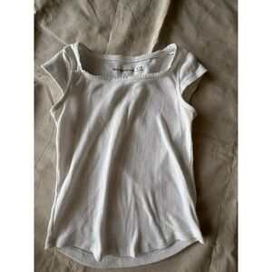Abercrombie Kids Girls T-shirt Size 5/6 White Short Sleeve Square Neck Pullover